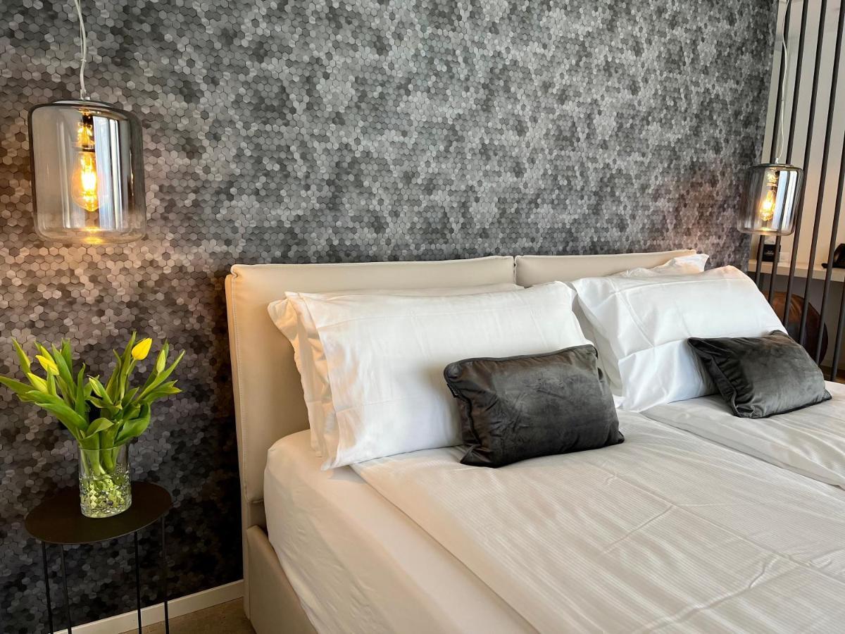 Relais Limonaia - Suites & Garden Spa Торри-дель-Бенако Экстерьер фото