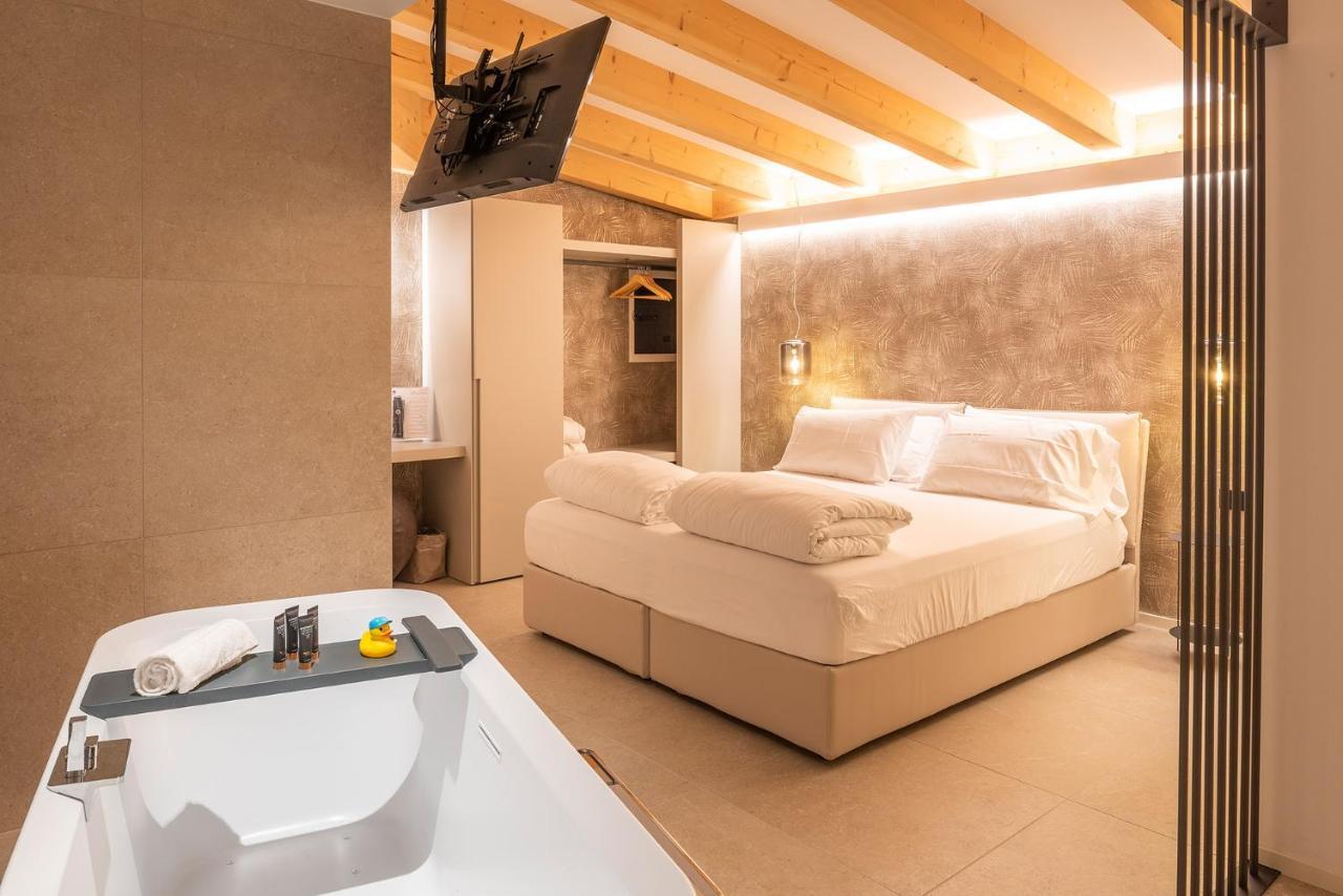 Relais Limonaia - Suites & Garden Spa Торри-дель-Бенако Экстерьер фото